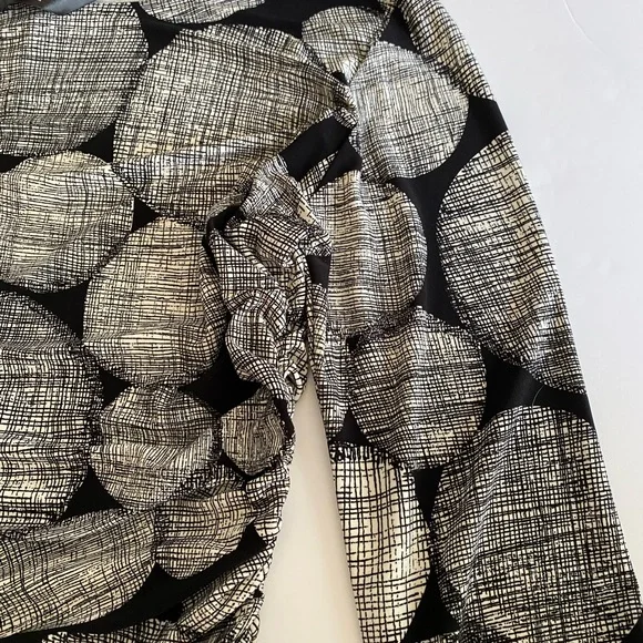 Kamala Kulture Body Fitting Dress - Picture 3 of 7